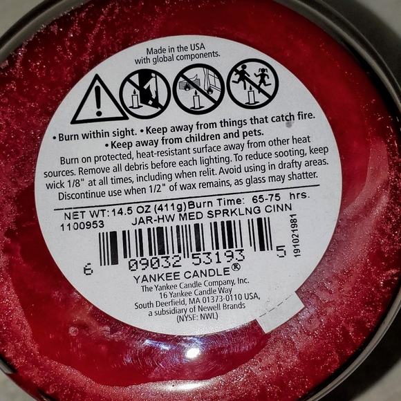 🕯️ Yankee Candle 'Sparkling Cinnamon' 🕯️ - Picture 2 of 6